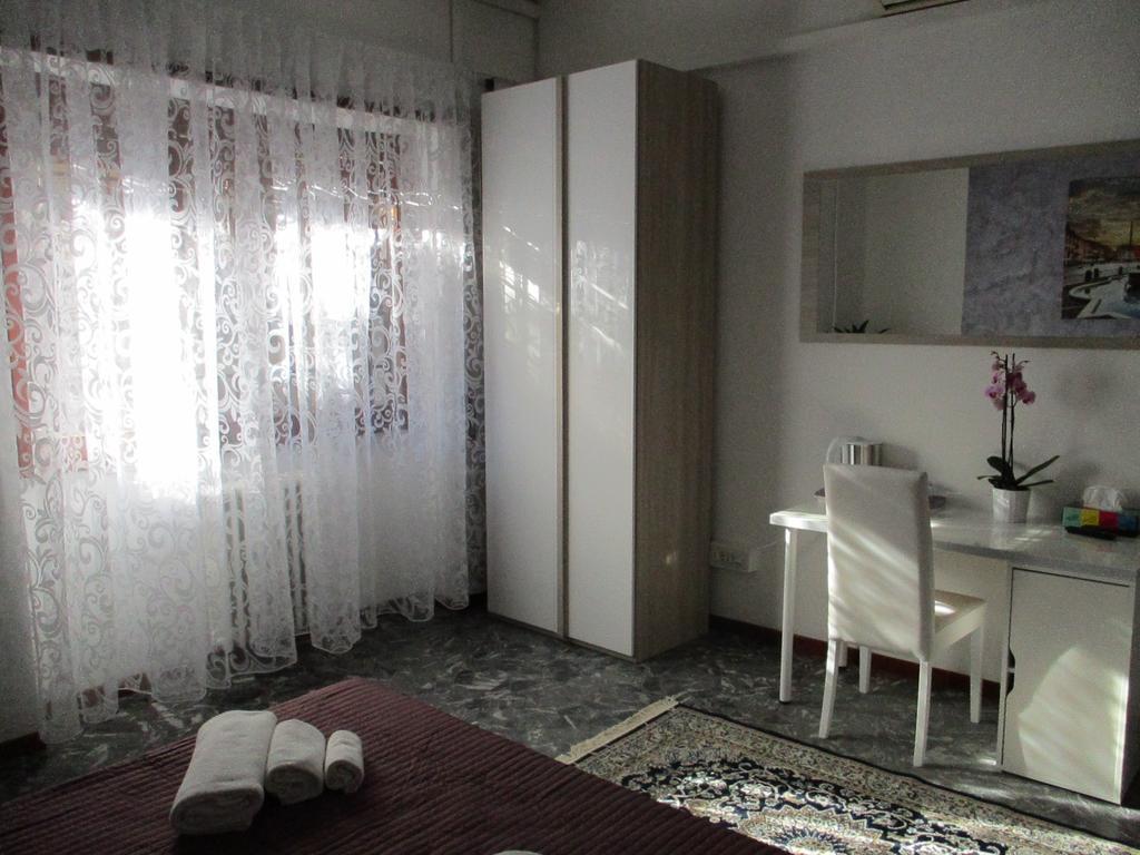 Maxim Rooms Ρώμη Εξωτερικό φωτογραφία