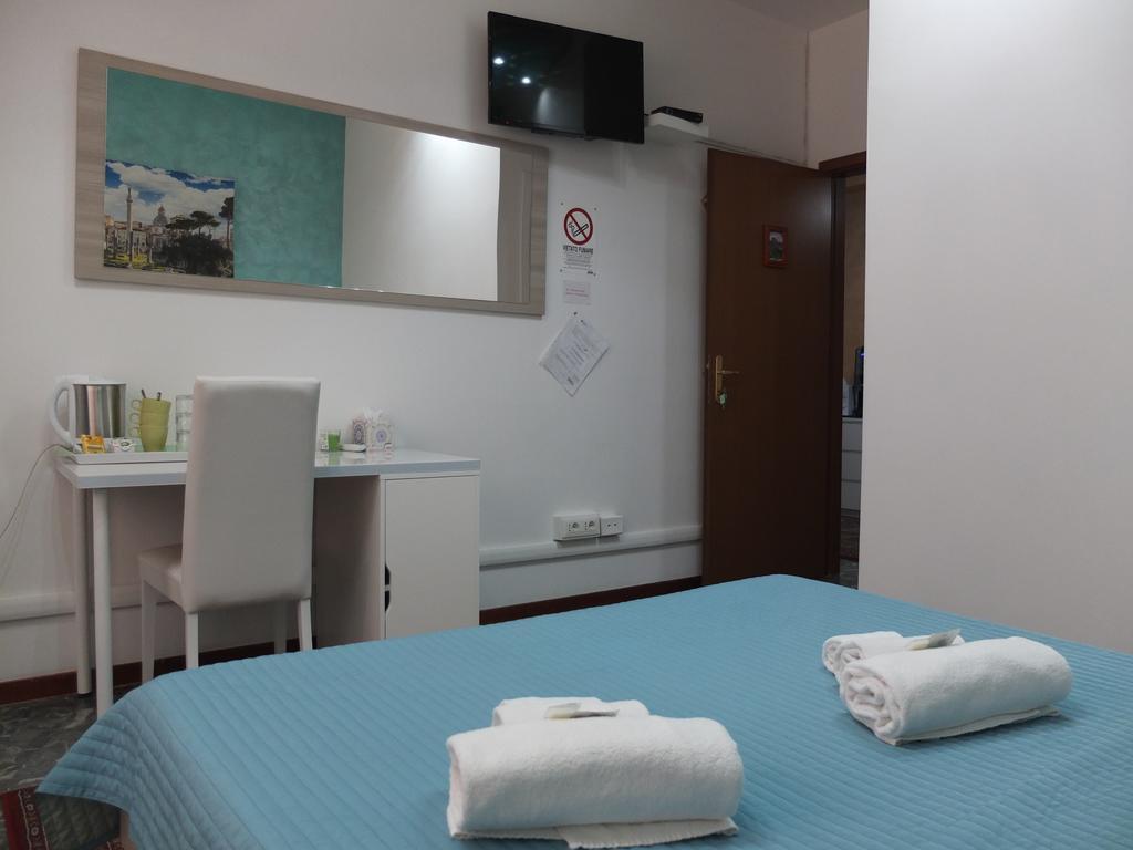Maxim Rooms Ρώμη Εξωτερικό φωτογραφία