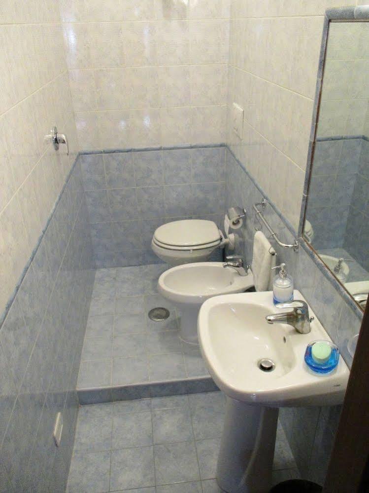 Maxim Rooms Ρώμη Εξωτερικό φωτογραφία