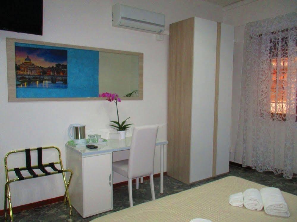 Maxim Rooms Ρώμη Εξωτερικό φωτογραφία