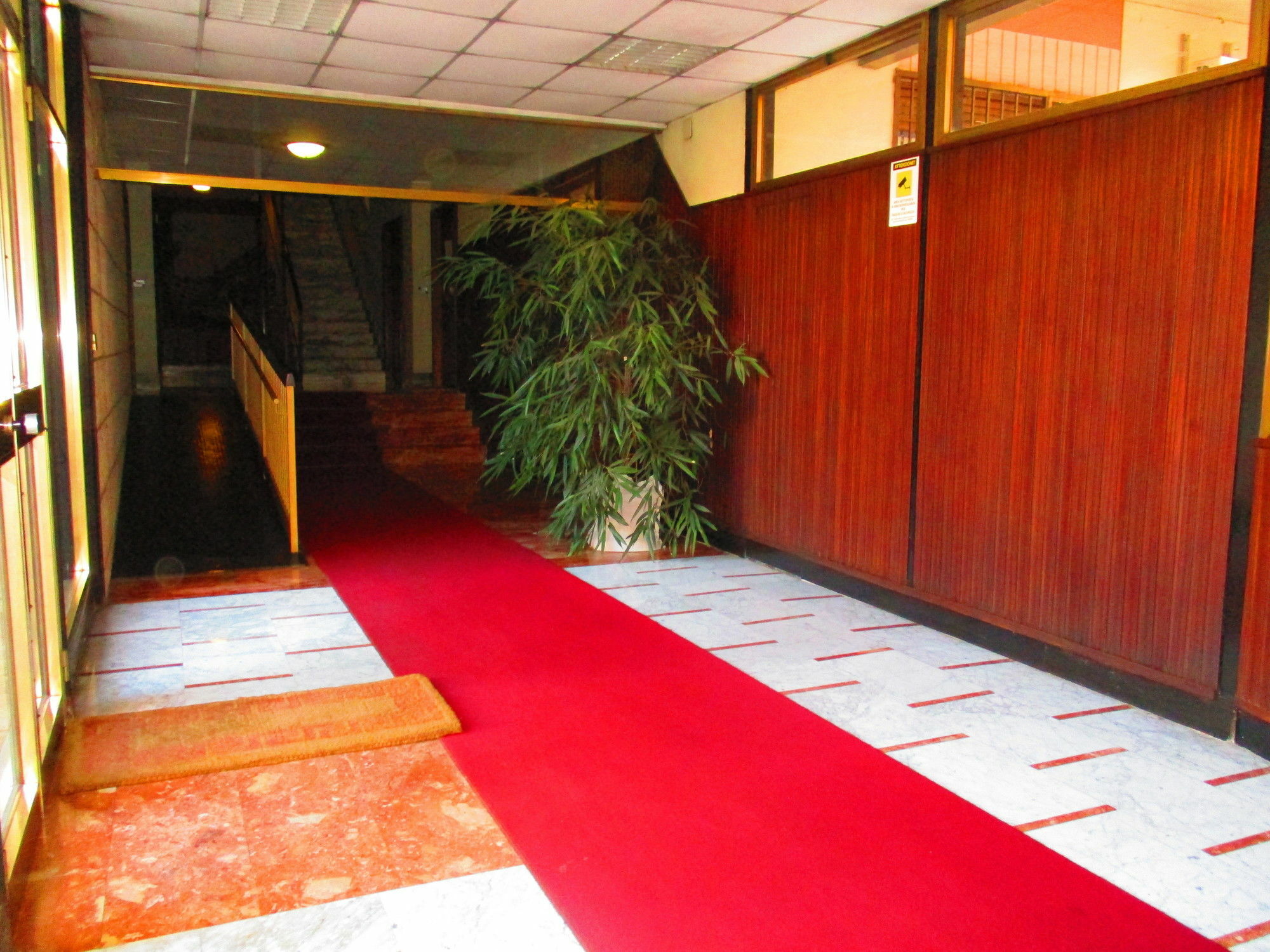 Maxim Rooms Ρώμη Εξωτερικό φωτογραφία